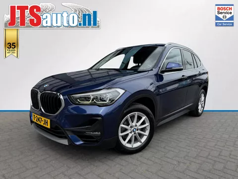 BMW X1 (f48) sDrive18i 140pk Aut. Trekhaak, Camera, Stoelverwarming