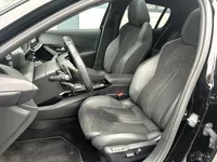 Peugeot 208 1.2 GT 130pk Aut. Carplay, Pano, Camera, Stoelverw. Foto